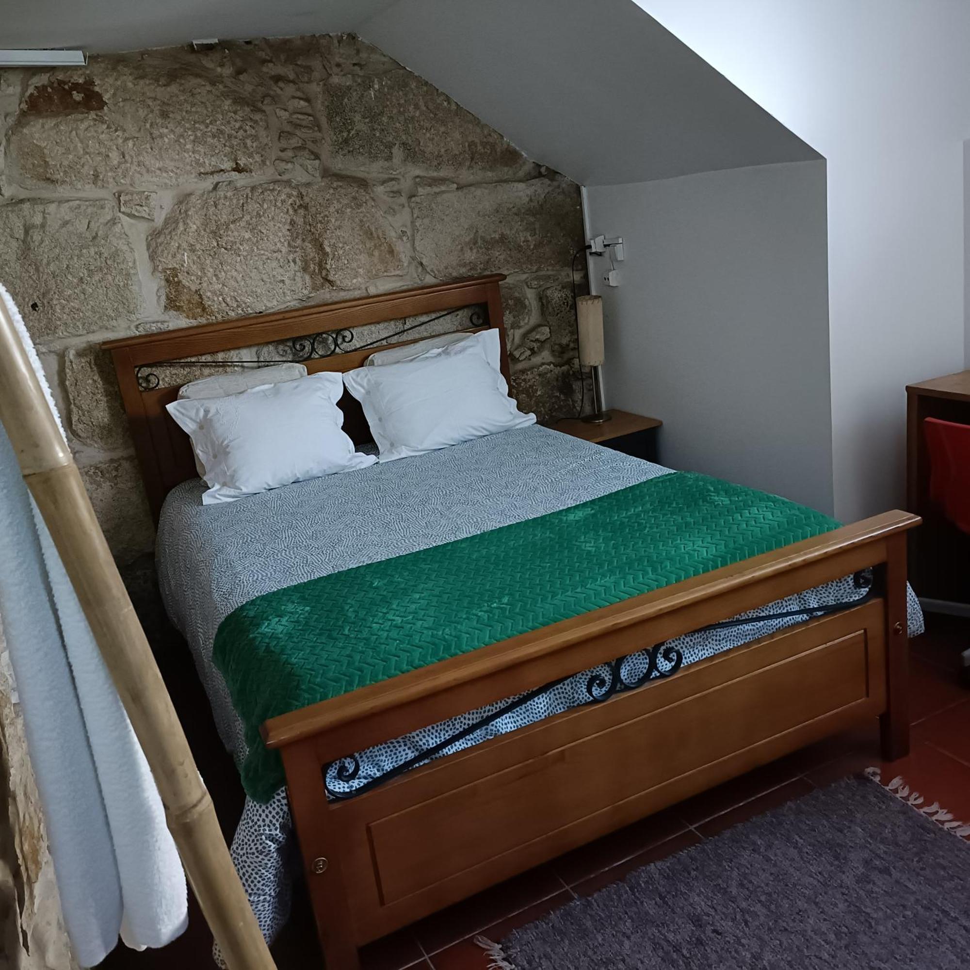 Guesthouse Monsanto ポルト エクステリア 写真